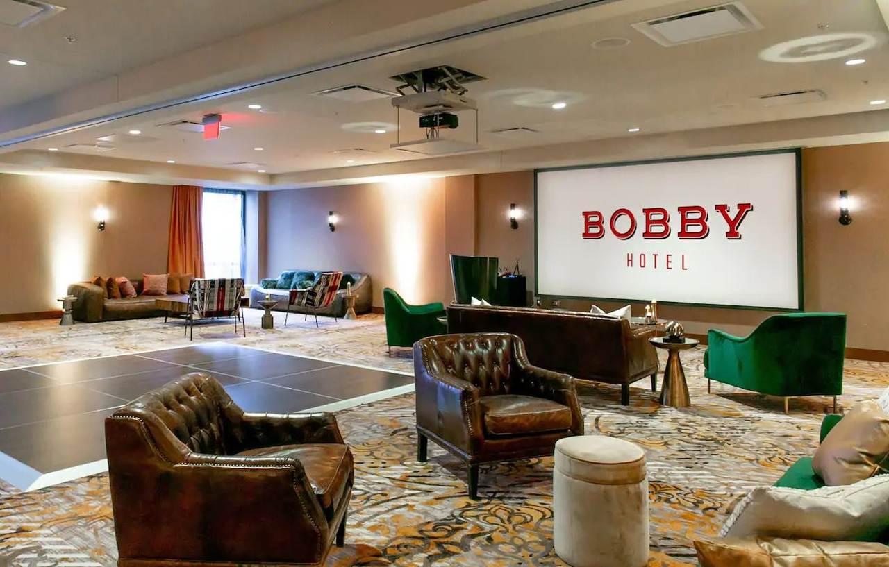 Bobby Hotel Нашвил Екстериор снимка