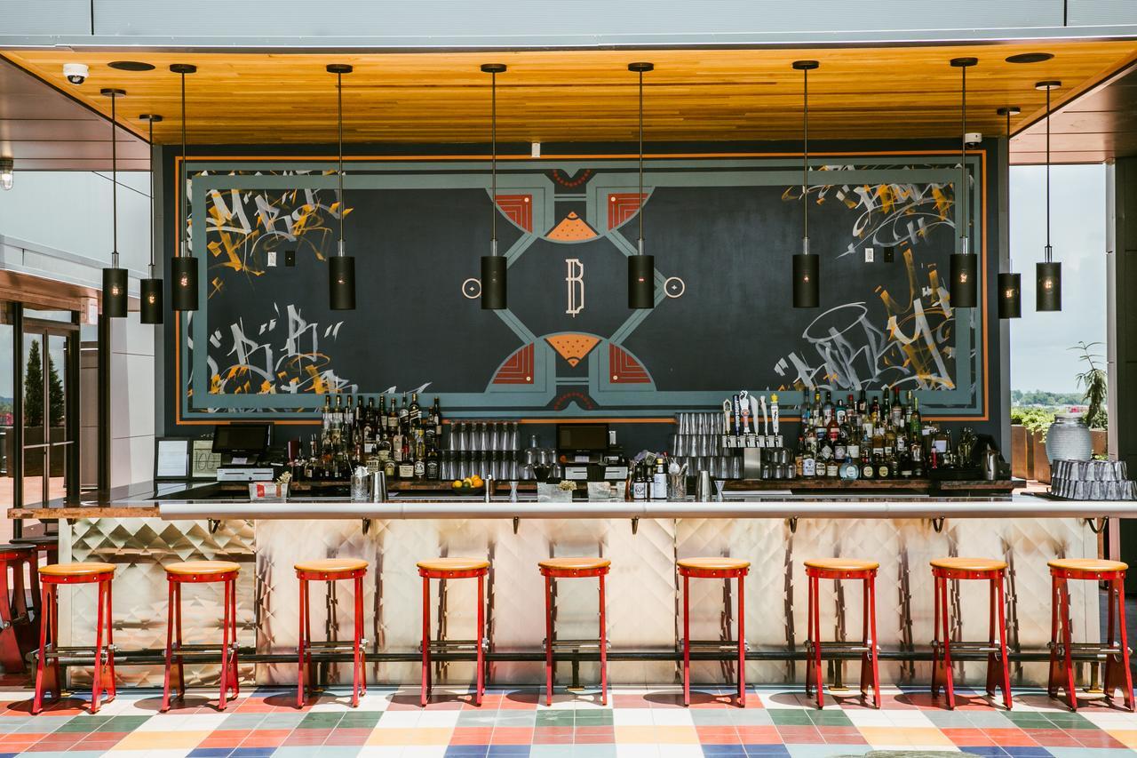 Bobby Hotel Нашвил Екстериор снимка